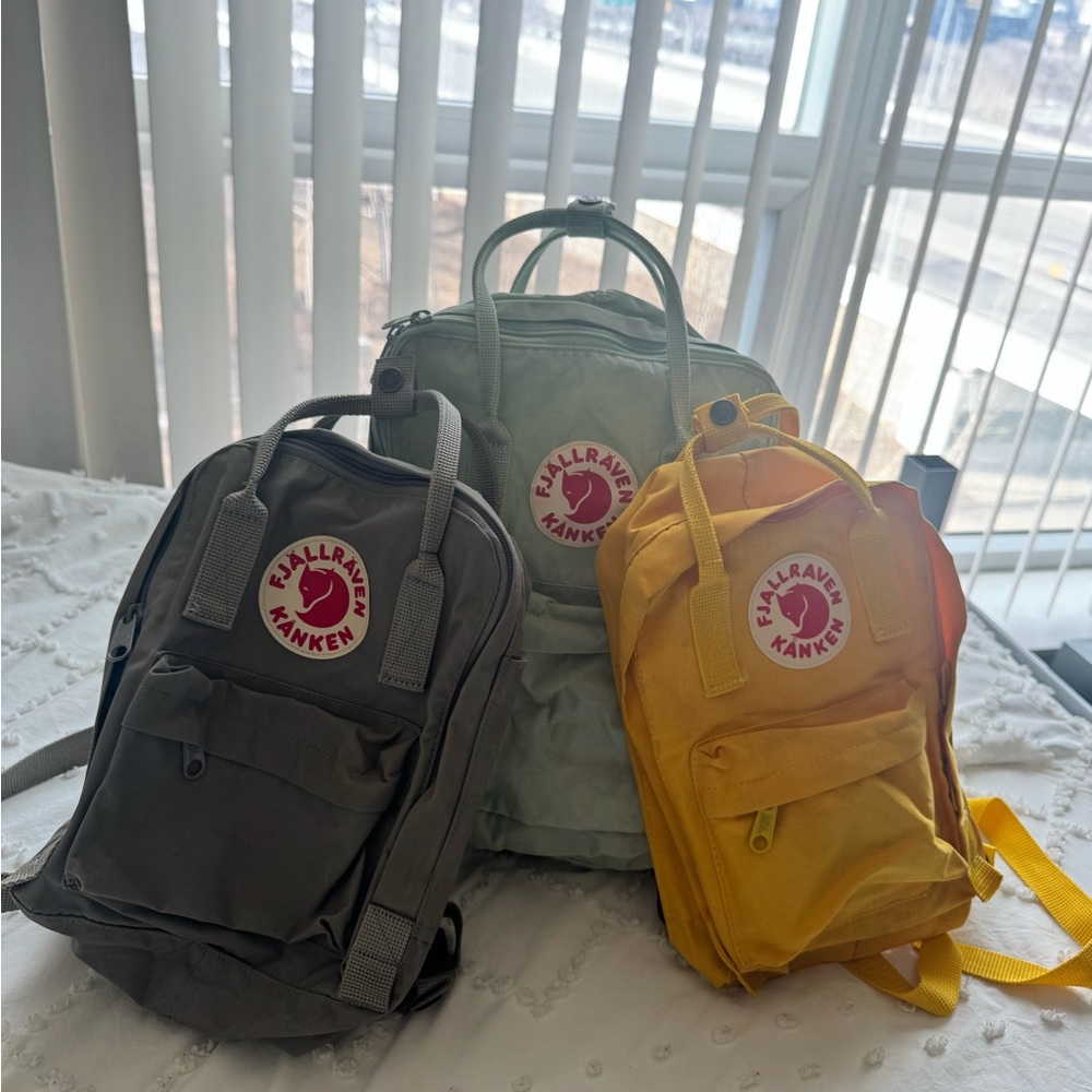 🩶Fjallraven Kånken Backpack Trio - Mint Green, Gray, Yellow
